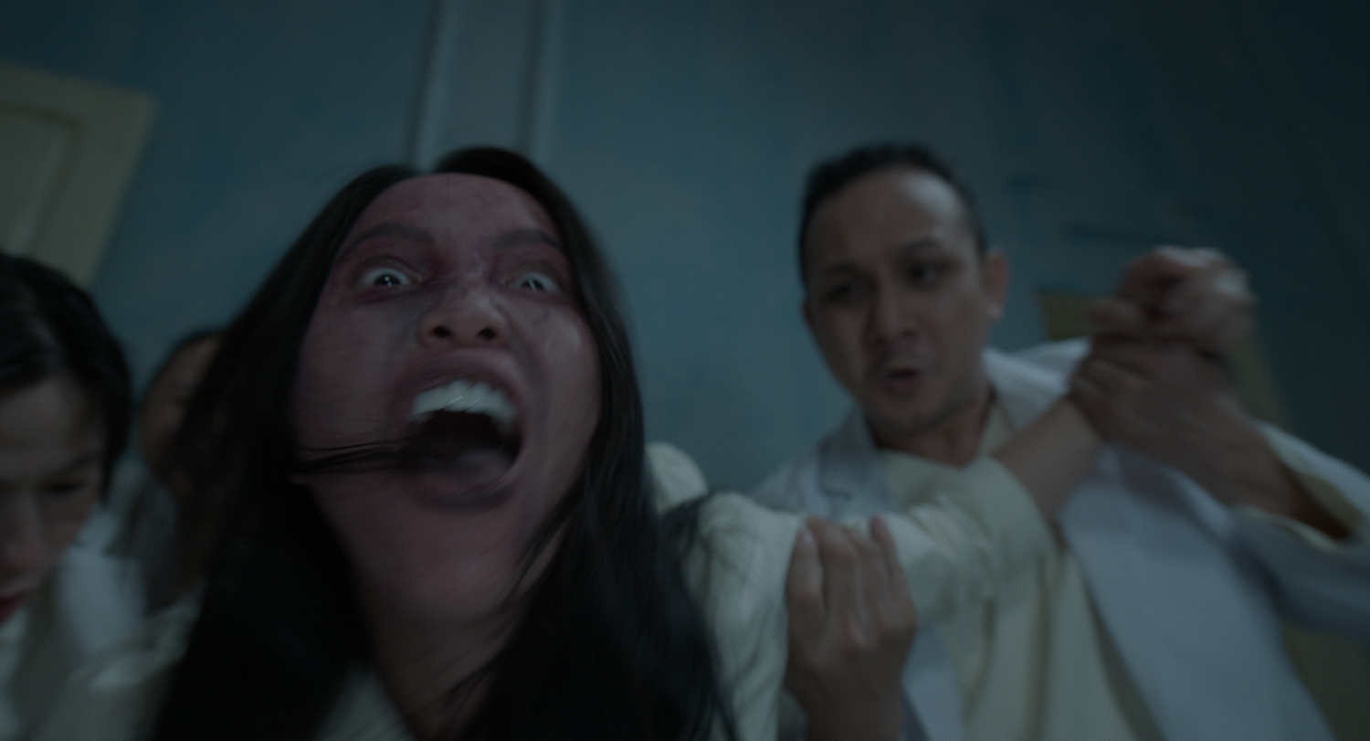 Chưa bao giờ thấy Ngọc Trinh bầm dập đến mức n&agrave;y- Ảnh 10.