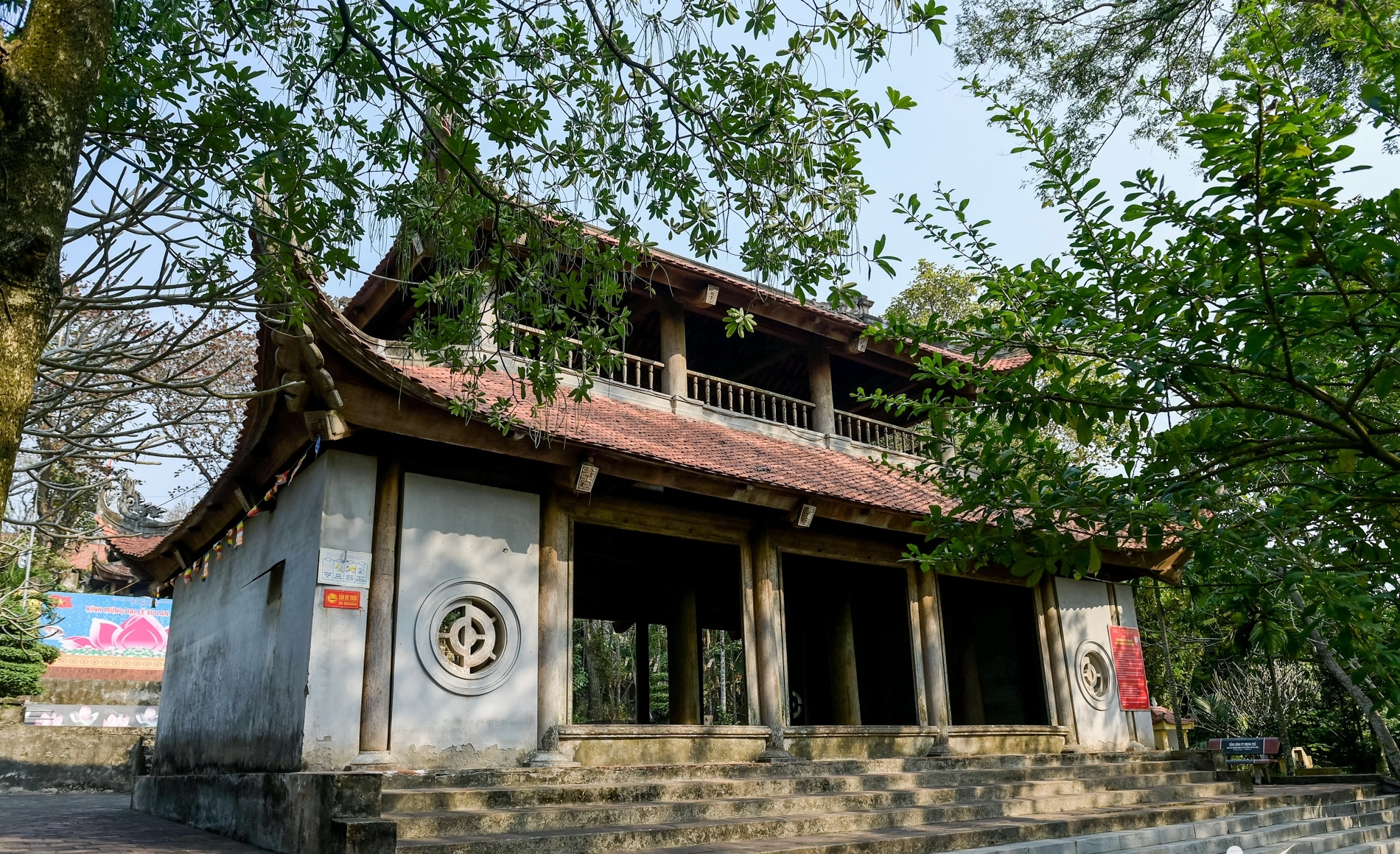 Ngọn n&uacute;i cao chưa đến 100m, được mệnh danh l&agrave; "n&uacute;i rồng": Tr&ecirc;n đỉnh c&oacute; di t&iacute;ch quốc gia gần 1000 tuổi - Ảnh 3.