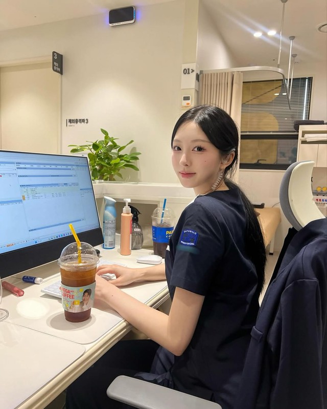 Từ điển c&ocirc;ng sở 2026: 8 kh&aacute;i niệm mới ra đời chỉ để mi&ecirc;u tả SỰ BẾ TẮC của d&acirc;n văn ph&ograve;ng- Ảnh 4.