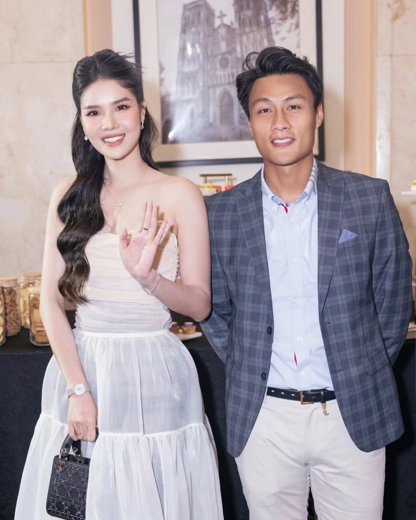 Mất m&aacute;t lớn của người mẫu Kỳ H&acirc;n- Ảnh 4.