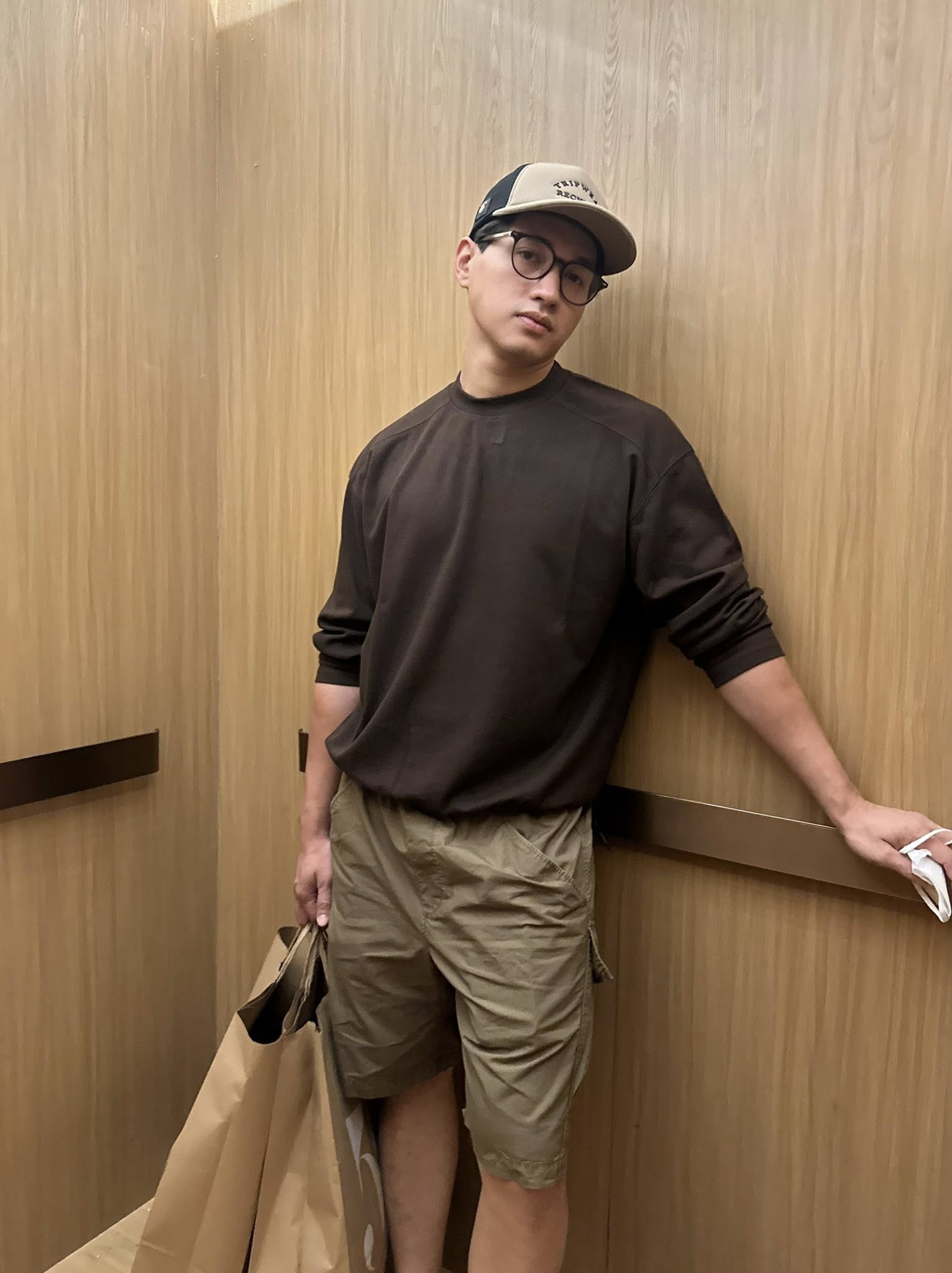 Đ&acirc;y m&agrave; l&agrave; nam thần top đầu Vbiz sao, rốt cuộc đ&atilde; trải qua chuyện g&igrave; khiến diện mạo lạ lẫm thế n&agrave;y?- Ảnh 4.