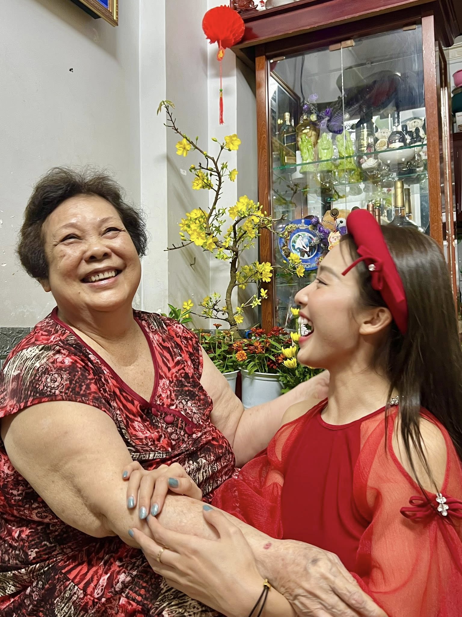 Khả Ng&acirc;n đau đớn v&igrave; sự mất m&aacute;t lớn nhất trong đời- Ảnh 3.