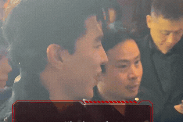 Ph&aacute;t hiện cặp sao Việt c&ograve;n nợ cả nước một đ&aacute;m cưới &ocirc;m nhau cứng ngắc ở sự kiện: Đẹp đ&ocirc;i qu&aacute; trời qu&aacute; đất- Ảnh 3.