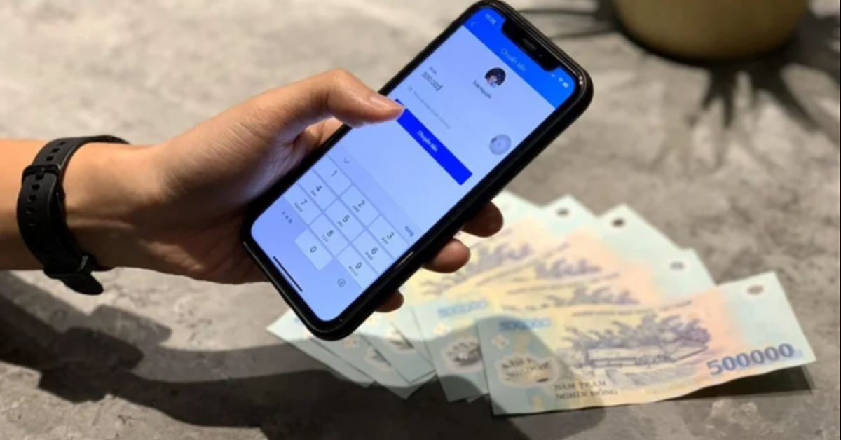 C&ocirc;ng an th&ocirc;ng b&aacute;o tới người d&acirc;n c&oacute; giao dịch chuyển tiền với nội dung sau- Ảnh 1.