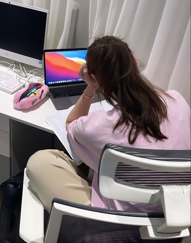 Từ điển c&ocirc;ng sở 2026: 8 kh&aacute;i niệm mới ra đời chỉ để mi&ecirc;u tả SỰ BẾ TẮC của d&acirc;n văn ph&ograve;ng- Ảnh 3.