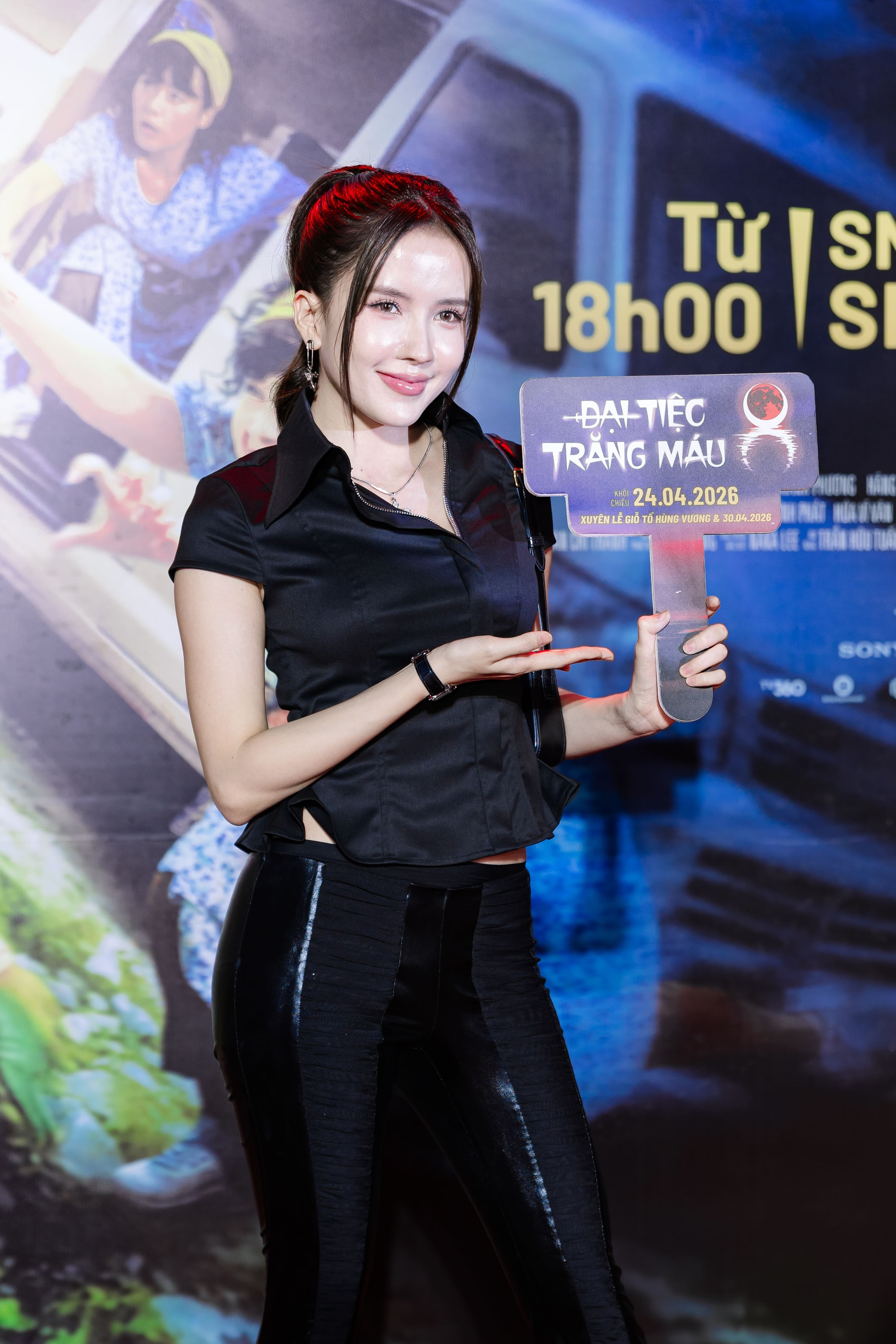 Thảm đỏ Đại Tiệc Trăng M&aacute;u 8: Tam Triều D&acirc;ng - V&otilde; Điền Gia Huy đẹp đ&ocirc;i chết mất, visual Miu L&ecirc; g&acirc;y sốc MXH- Ảnh 11.