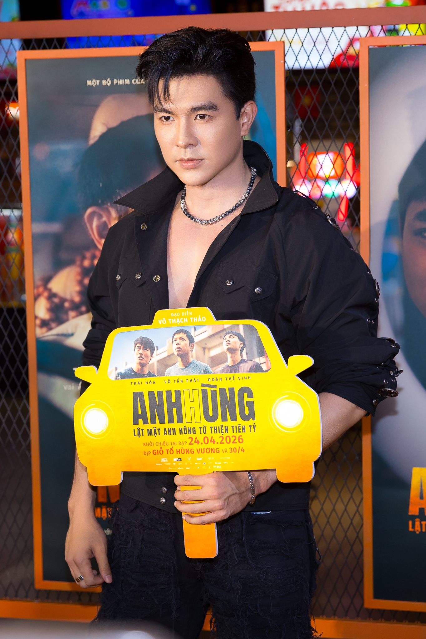 Thảm đỏ HOT nhất h&ocirc;m nay: Phương Anh Đ&agrave;o - Nh&atilde; Phương đọ visual kh&eacute;t lẹt, Chi Pu vừa xuất hiện đ&atilde; g&acirc;y n&aacute;o loạn- Ảnh 9.