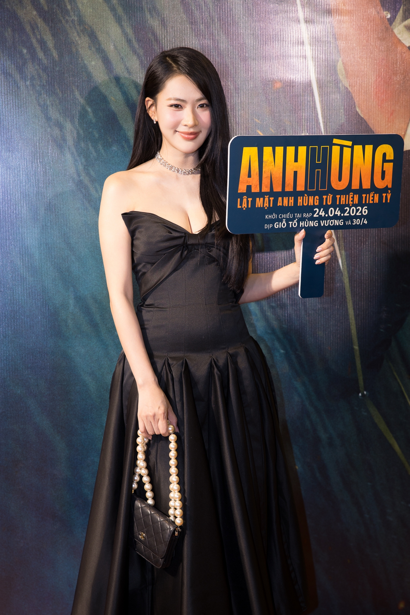 Thảm đỏ HOT nhất h&ocirc;m nay: Phương Anh Đ&agrave;o - Nh&atilde; Phương đọ visual kh&eacute;t lẹt, Chi Pu vừa xuất hiện đ&atilde; g&acirc;y n&aacute;o loạn- Ảnh 12.