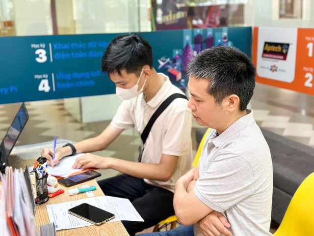 2 giải ph&aacute;p tối ưu cho 2K8 tiệm cận c&aacute;nh cửa nghề nghiệp - Ảnh 3.