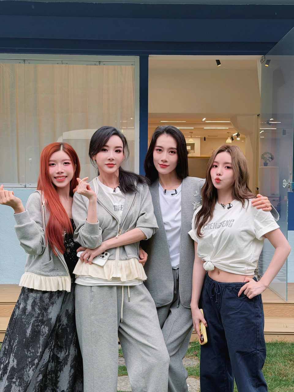 &ldquo;Đệ nhất mỹ nh&acirc;n showbiz&rdquo; từng đ&aacute;nh bại Trang Ph&aacute;p: Giọng ngọt gợi nhớ cả thanh xu&acirc;n, visual U60 th&aacute;ch thức thời gian- Ảnh 6.