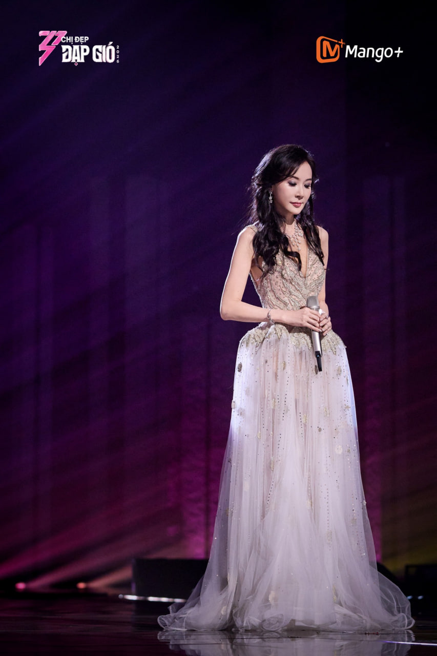 &ldquo;Đệ nhất mỹ nh&acirc;n showbiz&rdquo; từng đ&aacute;nh bại Trang Ph&aacute;p: Giọng ngọt gợi nhớ cả thanh xu&acirc;n, visual U60 th&aacute;ch thức thời gian- Ảnh 5.