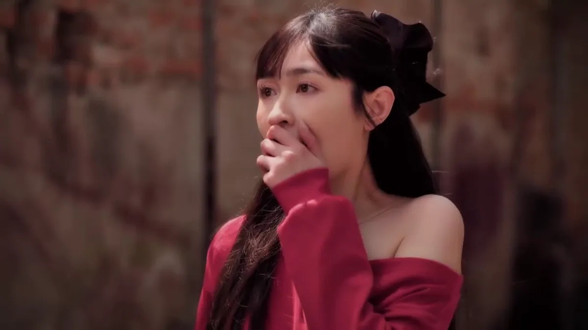 Kh&oacute; chịu v&ocirc; c&ugrave;ng với mỹ nh&acirc;n Việt 25 tập phim chỉ đi 1 đ&ocirc;i gi&agrave;y, ngay cả c&aacute;i &aacute;o cũng sản xuất theo l&ocirc;- Ảnh 1.