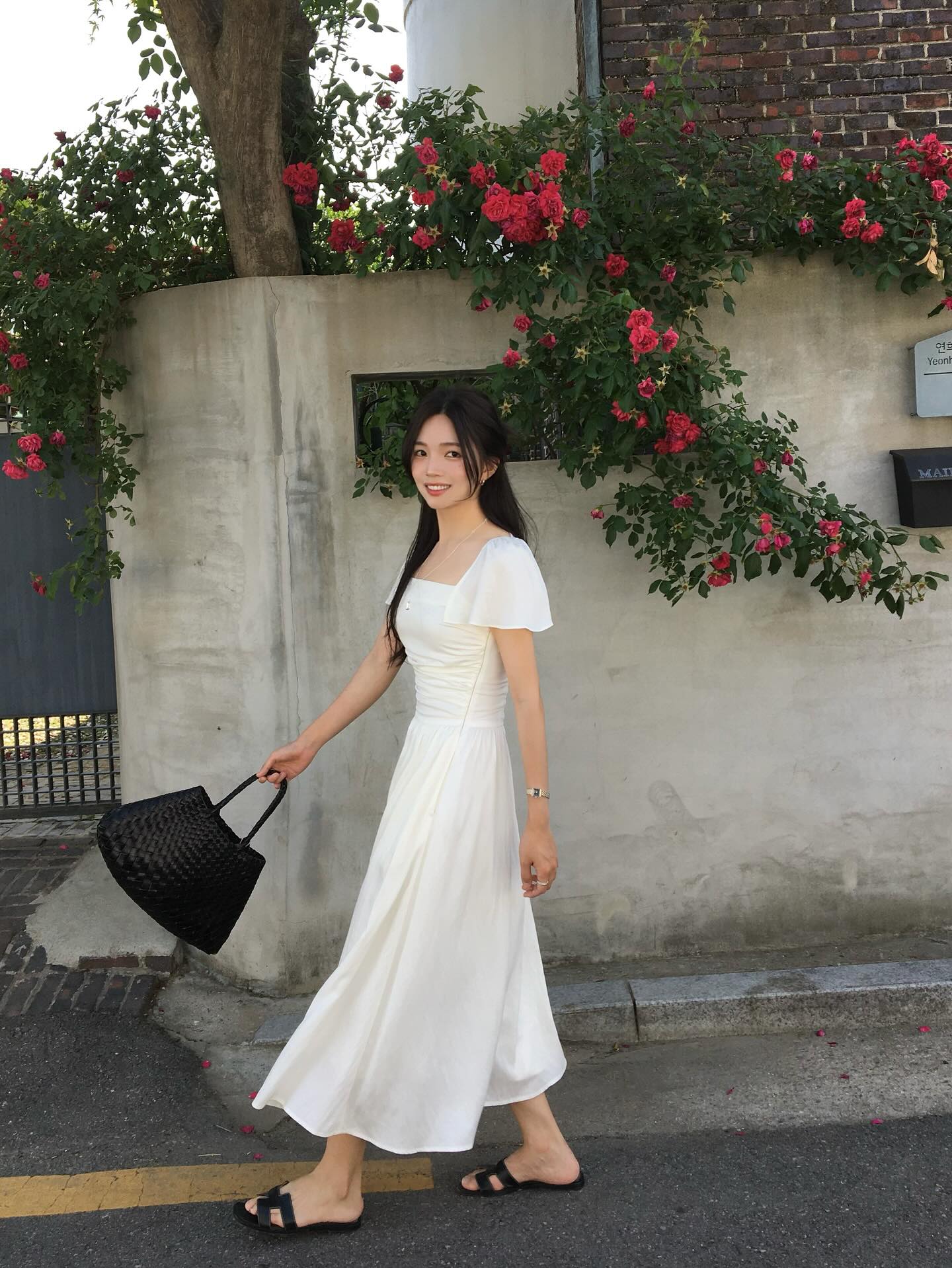 4 kiểu gi&agrave;y bệt "tinh hoa hội tụ" chị em nhất định phải c&oacute; nếu kh&ocirc;ng th&iacute;ch đi gi&agrave;y cao g&oacute;t- Ảnh 1.