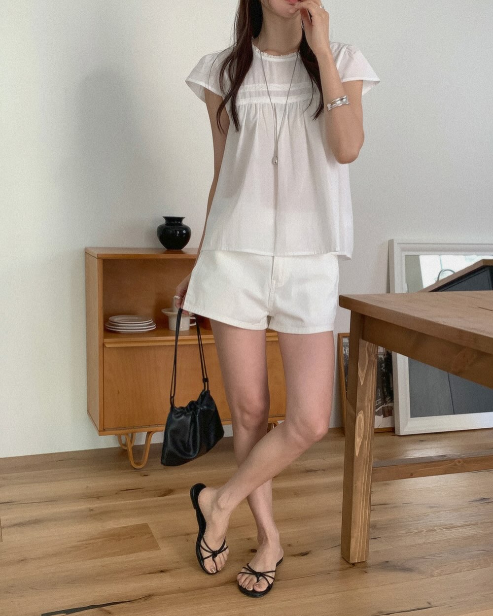 4 kiểu gi&agrave;y bệt "tinh hoa hội tụ" chị em nhất định phải c&oacute; nếu kh&ocirc;ng th&iacute;ch đi gi&agrave;y cao g&oacute;t- Ảnh 8.