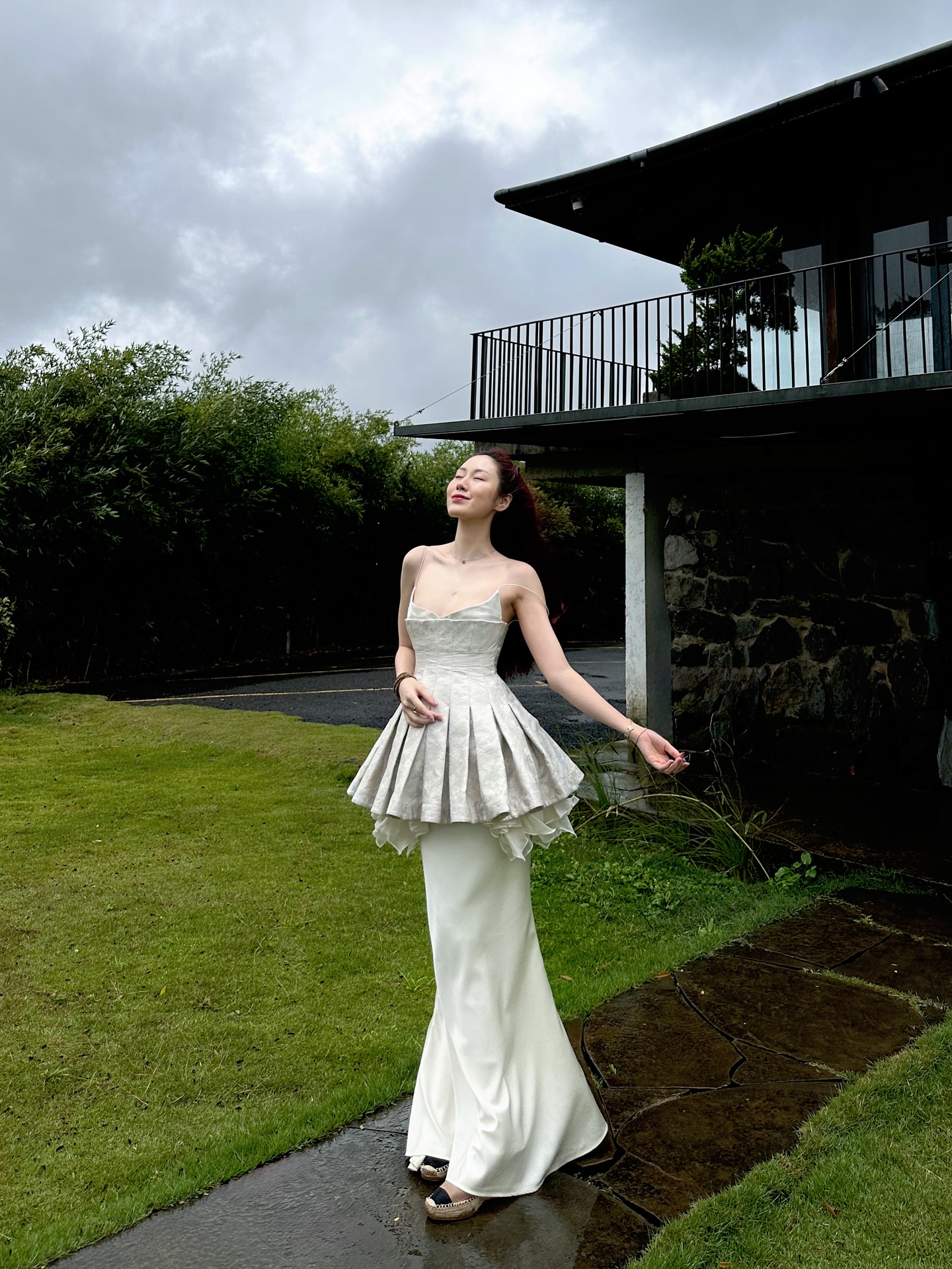 "Đối thủ của Chi Pu" giờ đ&atilde; l&agrave; mẹ 1 con: Nhan sắc ng&agrave;y c&agrave;ng cuốn h&uacute;t, style xịn đẹp th&ocirc;i rồi- Ảnh 6.