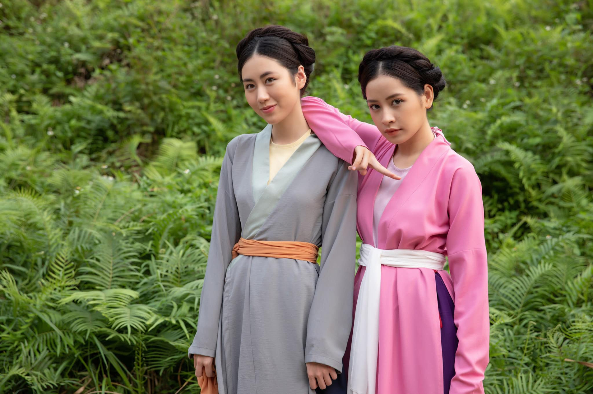 "Đối thủ của Chi Pu" giờ đ&atilde; l&agrave; mẹ 1 con: Nhan sắc ng&agrave;y c&agrave;ng cuốn h&uacute;t, style xịn đẹp th&ocirc;i rồi- Ảnh 1.