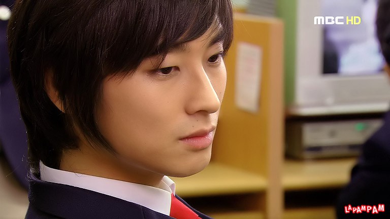 Phim H&agrave;n duy nhất được coi l&agrave; chuẩn mực ho&agrave;ng gia đi trước thời đại, 20 năm sau xem lại vẫn thấy sang- Ảnh 16.