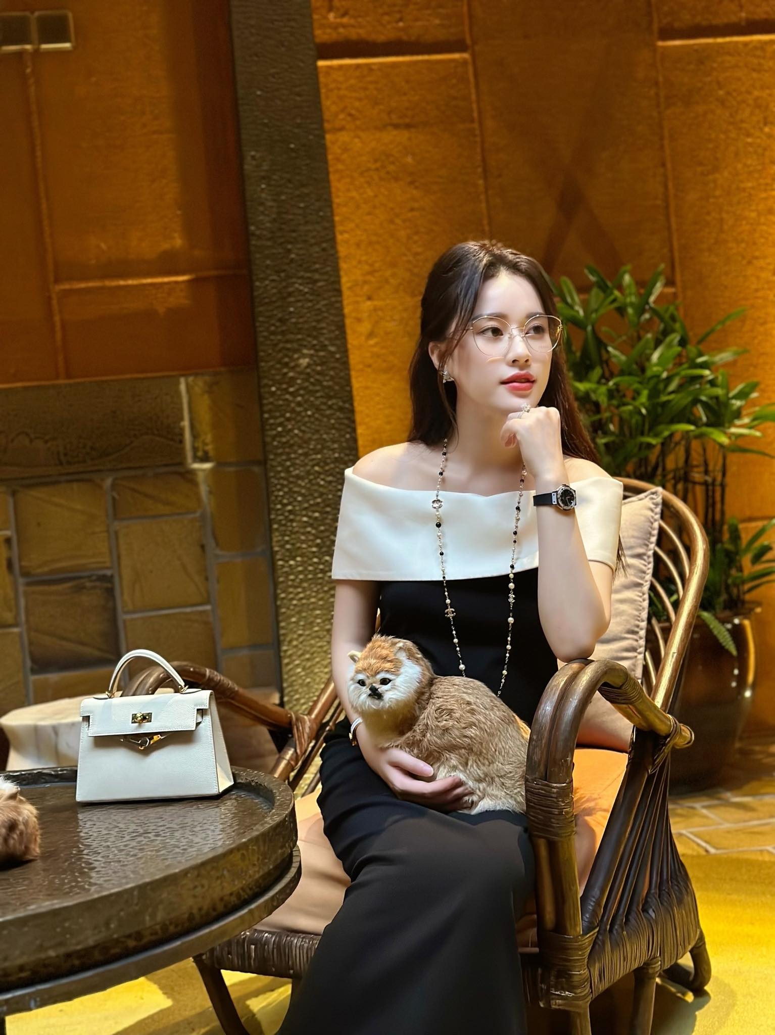 "MC xinh nhất VTV" mặc đẹp kh&ocirc;ng trượt ph&aacute;t n&agrave;o: Đẻ 2 con body vẫn nuột, s&agrave;nh điệu hơn thời c&ograve;n son- Ảnh 5.