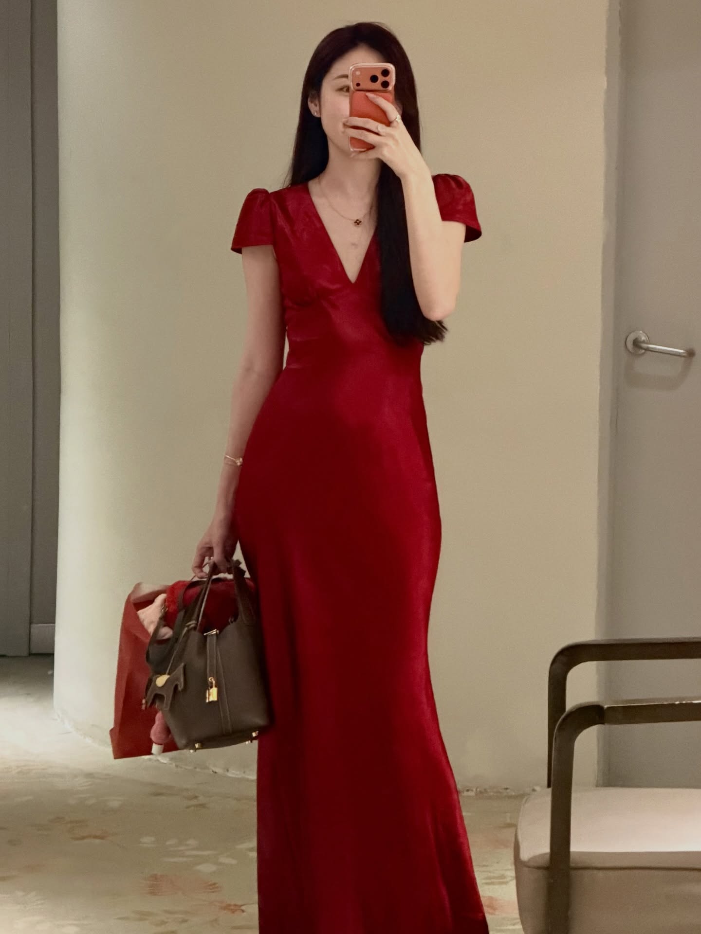 "Đối thủ của Chi Pu" giờ đ&atilde; l&agrave; mẹ 1 con: Nhan sắc ng&agrave;y c&agrave;ng cuốn h&uacute;t, style xịn đẹp th&ocirc;i rồi- Ảnh 4.