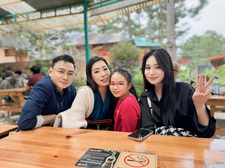 Con g&aacute;i NSND Trịnh Kim Chi: Nhan sắc như Hoa hậu, tốt nghiệp ng&agrave;nh h&agrave;ng kh&ocirc;ng- Ảnh 9.