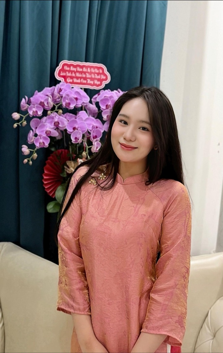 Con g&aacute;i NSND Trịnh Kim Chi: Nhan sắc như Hoa hậu, tốt nghiệp ng&agrave;nh h&agrave;ng kh&ocirc;ng- Ảnh 8.