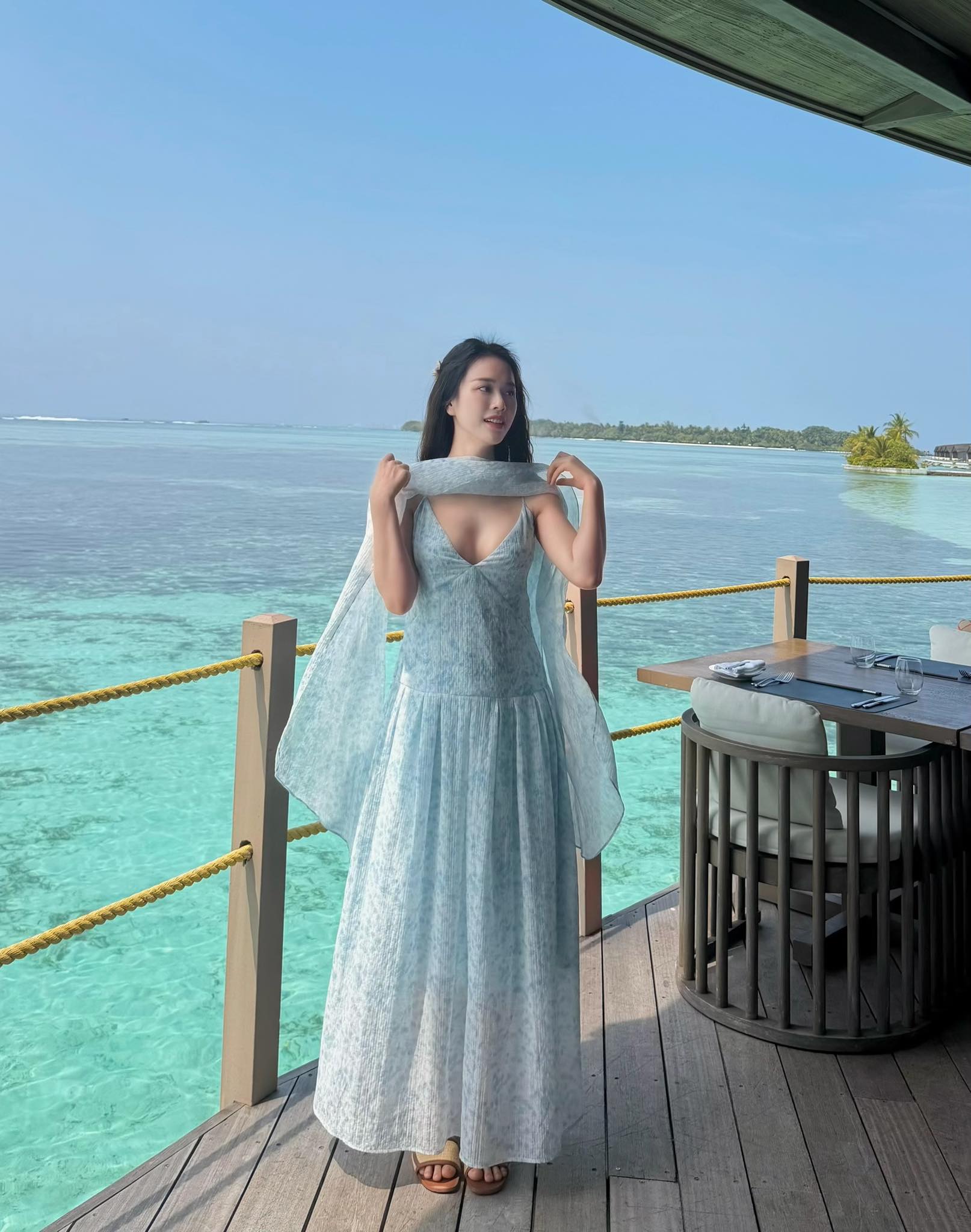 "MC xinh nhất VTV" mặc đẹp kh&ocirc;ng trượt ph&aacute;t n&agrave;o: Đẻ 2 con body vẫn nuột, s&agrave;nh điệu hơn thời c&ograve;n son- Ảnh 3.