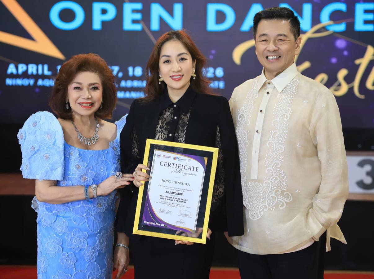 Kh&aacute;nh Thi khẳng định đẳng cấp trọng t&agrave;i tại Giải DanceSport Đ&ocirc;ng Nam &Aacute;, nhưng tại sao người được khen lại l&agrave; Hồng Thi? - Ảnh 2.