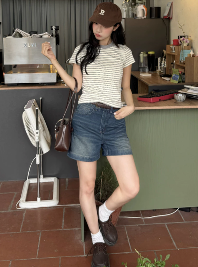 "Bad girl đẹp nhất Cbiz" bước xuống xe hơi khiến vạn người th&iacute;ch: Mặc đơn giản m&agrave; cuốn d&atilde; man!- Ảnh 9.