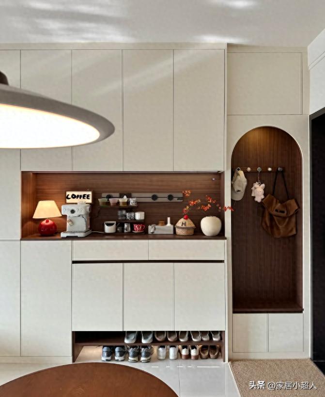 Chồng t&ocirc;i nhất quyết lắp th&ecirc;m ngăn k&eacute;o v&agrave;o 6 vị tr&iacute; n&agrave;y trong nh&agrave; - 6 th&aacute;ng sau t&ocirc;i mới hiểu v&igrave; sao ai sống gọn g&agrave;ng cũng đều l&agrave;m vậy- Ảnh 2.