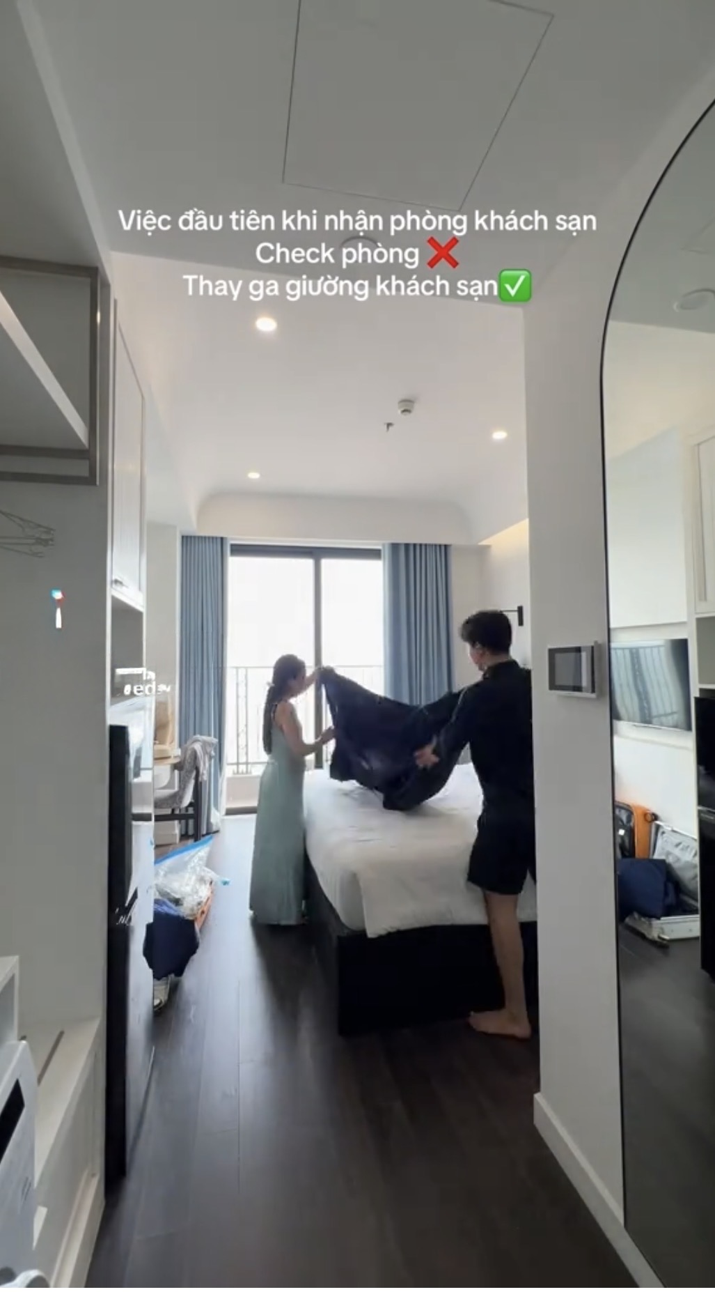 Sự thật ph&iacute;a sau lớp ga giường trắng muốt tại kh&aacute;ch sạn, c&oacute; sạch như ch&uacute;ng ta tưởng?- Ảnh 1.