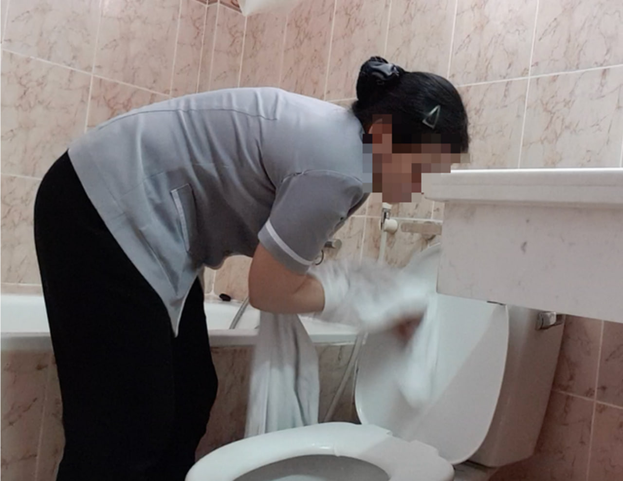 Sự thật ph&iacute;a sau lớp ga giường trắng muốt tại kh&aacute;ch sạn, c&oacute; sạch như ch&uacute;ng ta tưởng?- Ảnh 3.