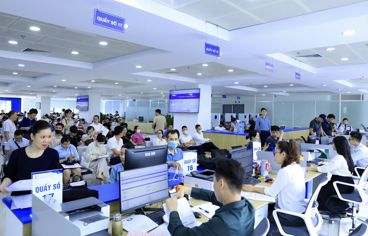 Tin vui: Người d&acirc;n sẽ được giảm 50% nhiều loại ph&iacute; dịch vụ đến hết năm 2026- Ảnh 1.