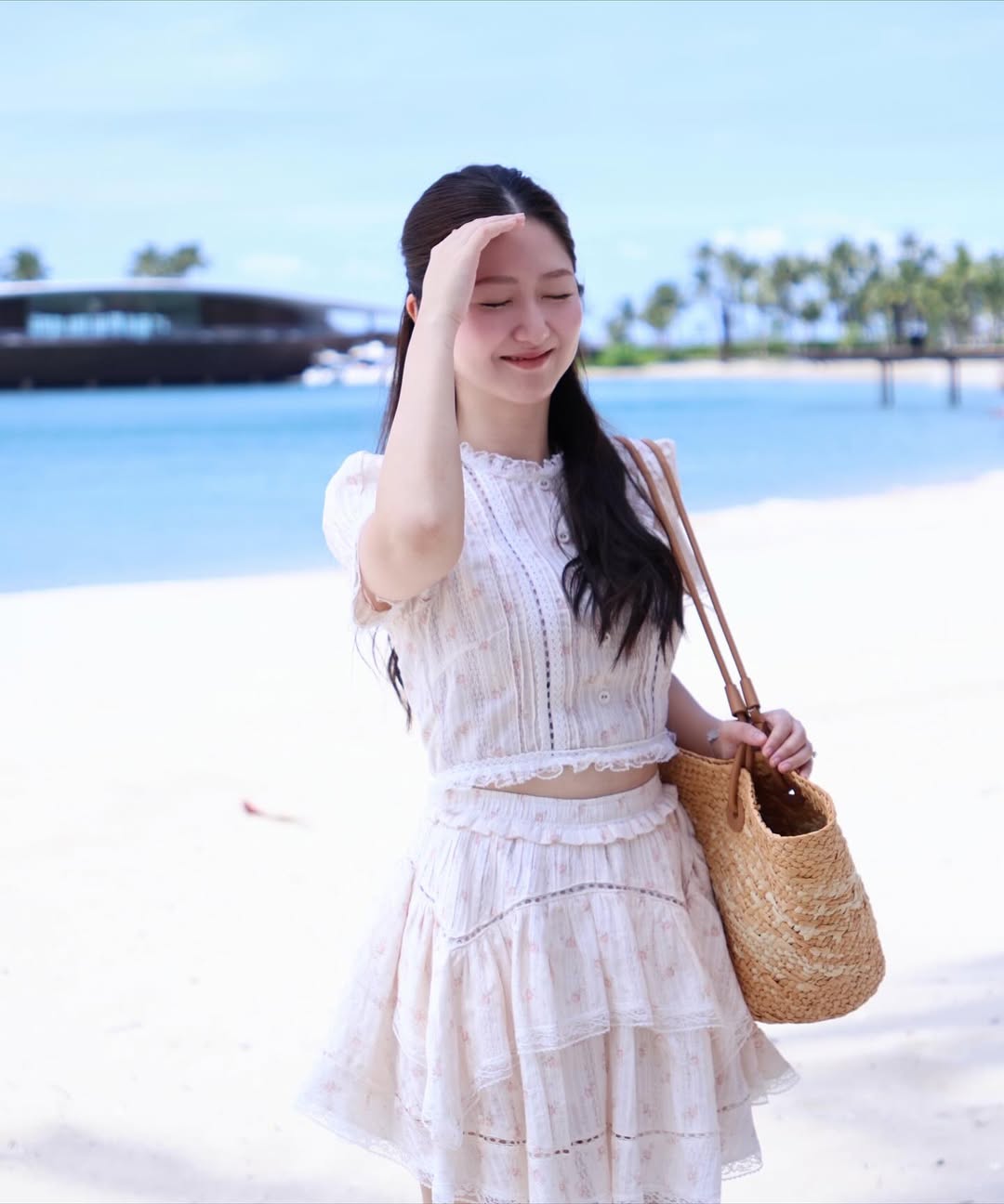 Mỹ nữ cao 1m55 chưa một lần mặc xấu, cứ xuất hiện l&agrave; ph&aacute;t s&aacute;ng trong mọi khung h&igrave;nh- Ảnh 4.