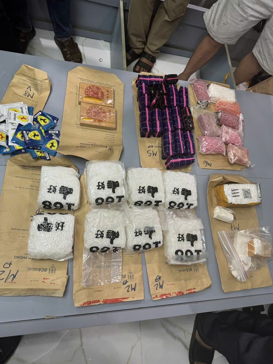 Khởi tố cựu thiếu t&aacute; CSGT trong vụ tai nạn giao th&ocirc;ng khiến nam sinh lớp 12 tử vong - Ảnh 2.