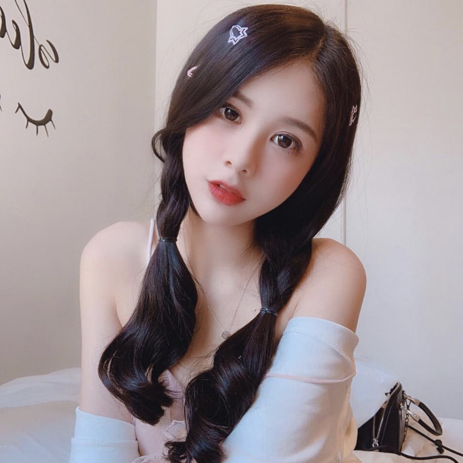 Qu&aacute; khứ của "người y&ecirc;u Johnny Tr&iacute; Nguyễn": Từng hẹn h&ograve; 1 thiếu gia rất nổi tiếng ở Việt Nam- Ảnh 8.