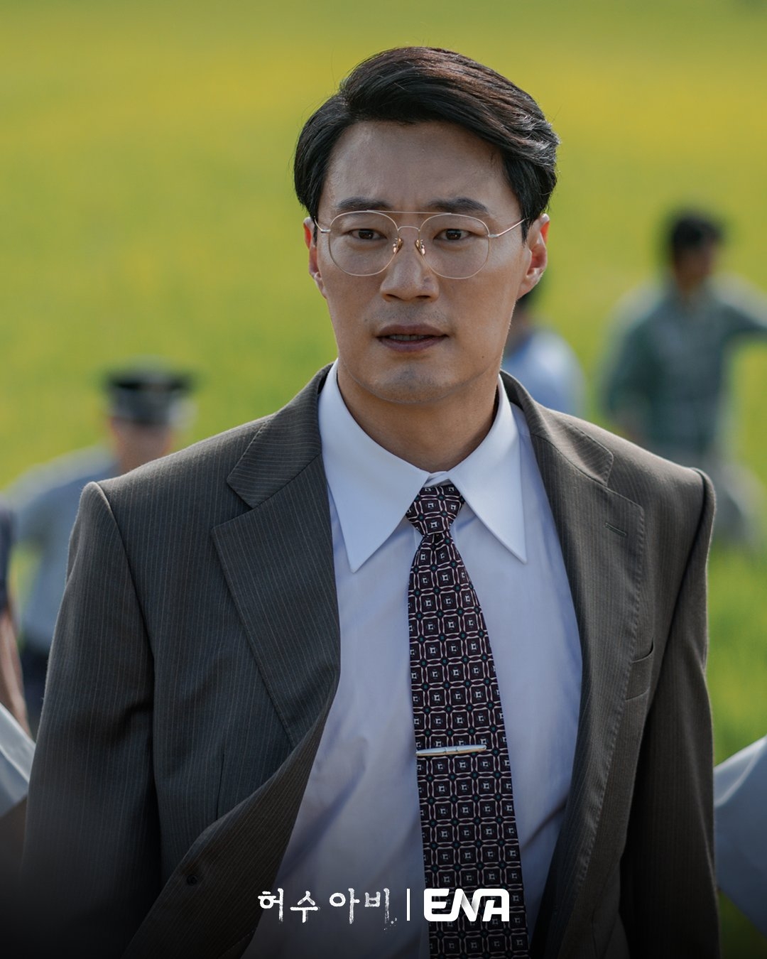 Ph&aacute;t hiện phim H&agrave;n mới chiếu 2 tập m&agrave; hay ph&aacute;t kh&oacute;c: C&acirc;u chuyện c&oacute; thật &aacute;m ảnh cả nước, ai chưa biết th&igrave; phải xem ngay- Ảnh 5.