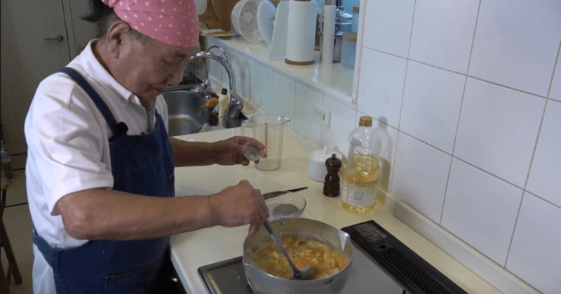 Sau 60 tuổi, kh&ocirc;ng phải cứ tập thể dục, uống nhiều nước l&agrave; đủ! Đừng bỏ qua 4 nguy&ecirc;n tắc k&eacute;o d&agrave;i tuổi thọ n&agrave;y - Ảnh 2.