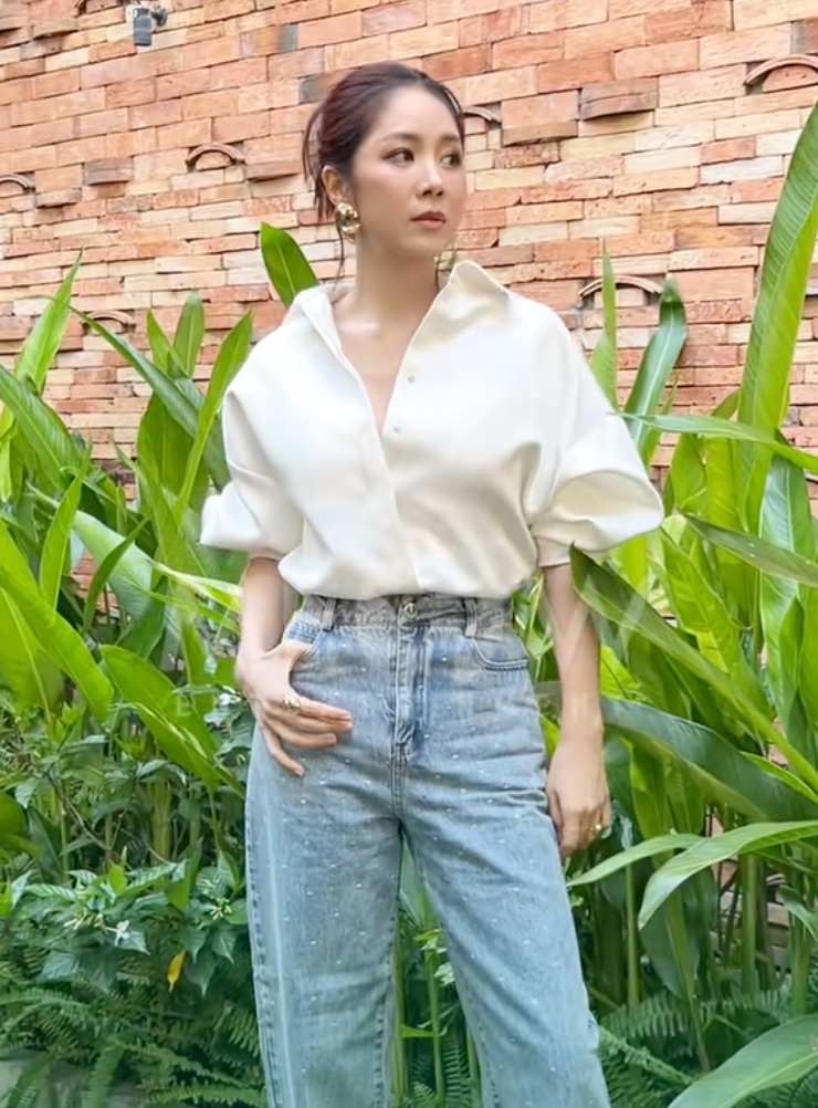 Ch&iacute;nh thất trong "B&oacute;ng ma hạnh ph&uacute;c": Ngo&agrave;i đời "l&atilde;o h&oacute;a ngược", tuổi 40 vẫn sang chảnh, c&aacute; t&iacute;nh kh&oacute; rời mắt- Ảnh 20.