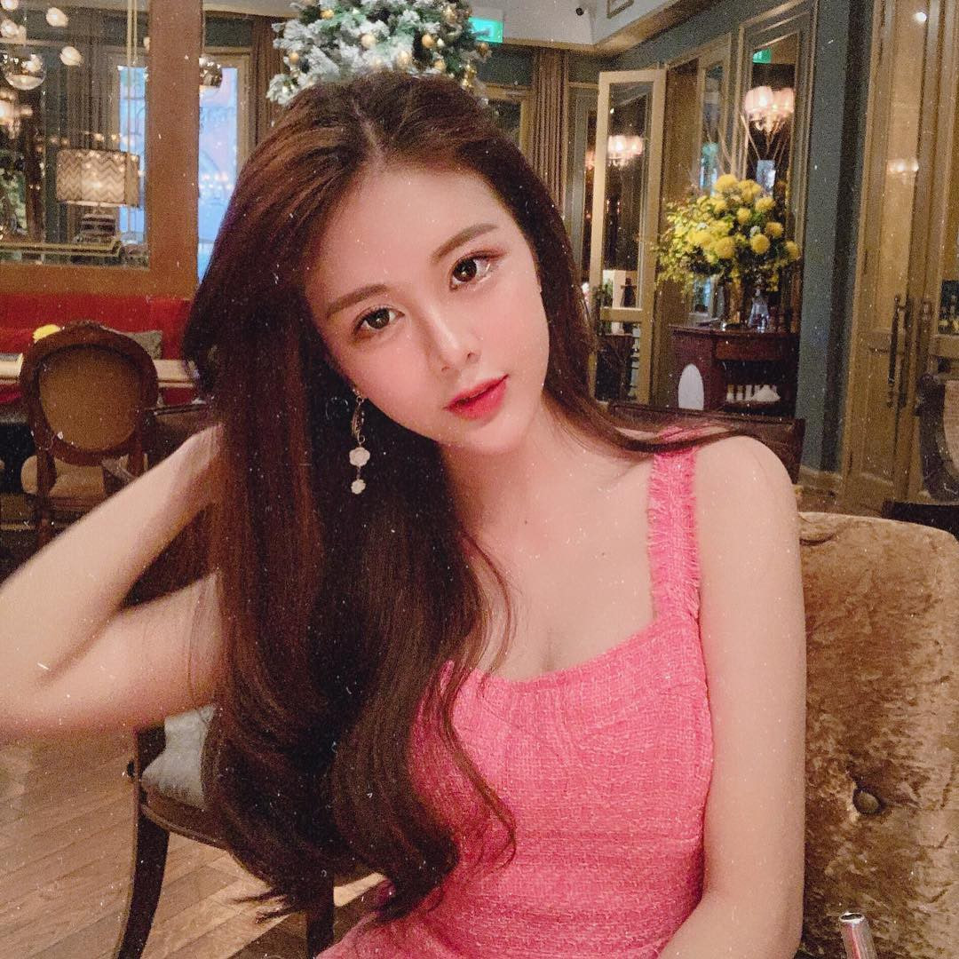 Qu&aacute; khứ của "người y&ecirc;u Johnny Tr&iacute; Nguyễn": Từng hẹn h&ograve; 1 thiếu gia rất nổi tiếng ở Việt Nam- Ảnh 13.