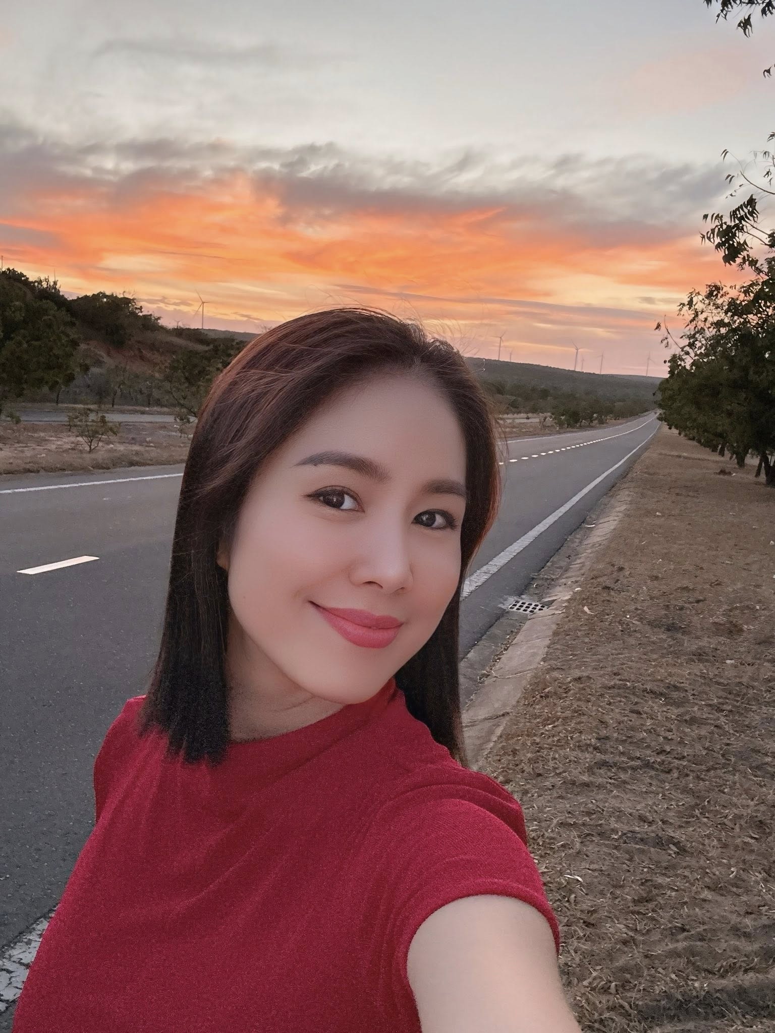 Ch&iacute;nh thất trong "B&oacute;ng ma hạnh ph&uacute;c": Ngo&agrave;i đời "l&atilde;o h&oacute;a ngược", tuổi 40 vẫn sang chảnh, c&aacute; t&iacute;nh kh&oacute; rời mắt- Ảnh 13.