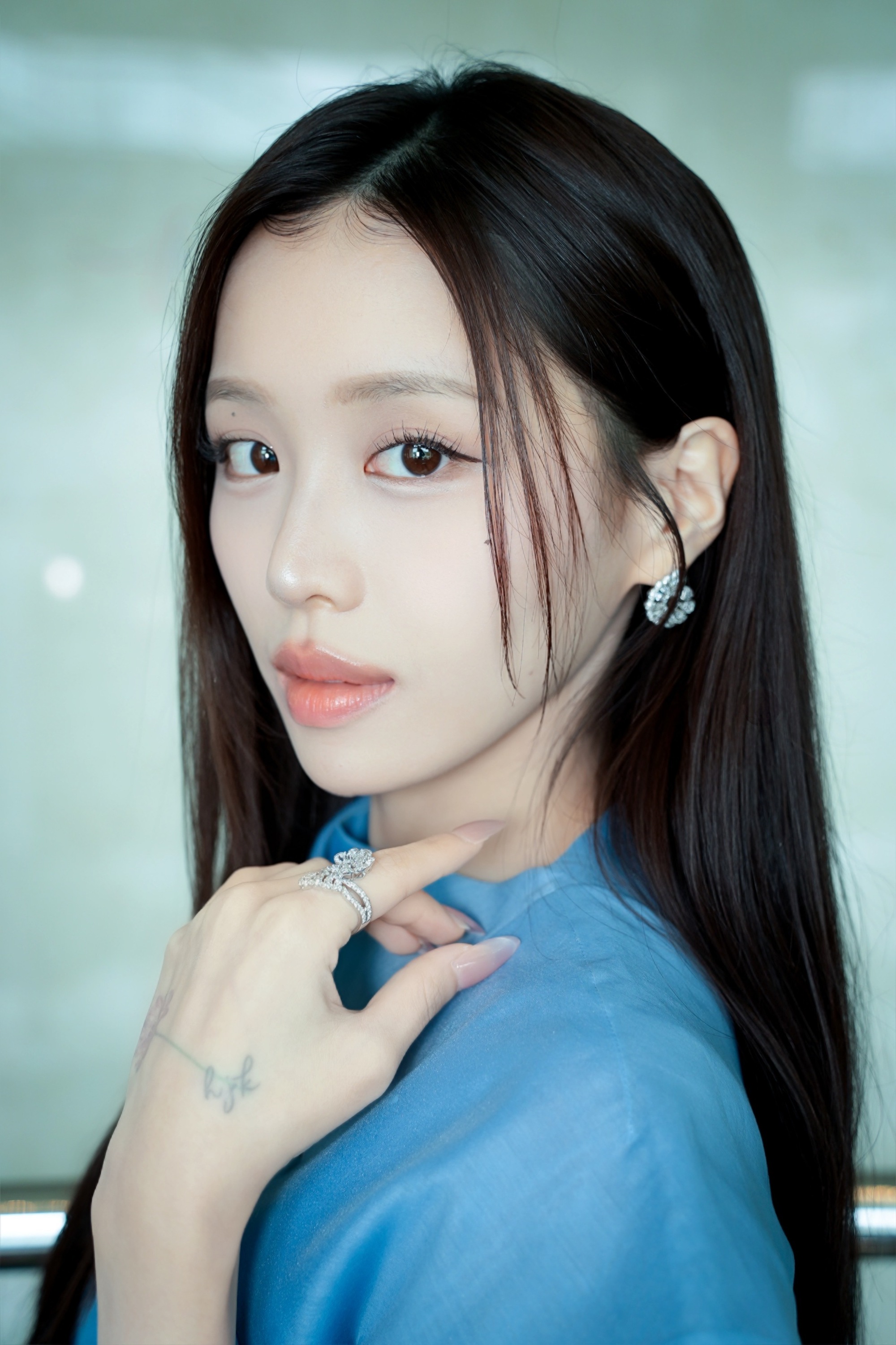 Tổng thống H&agrave;n Quốc ch&uacute;c mừng Han Sara- Ảnh 3.