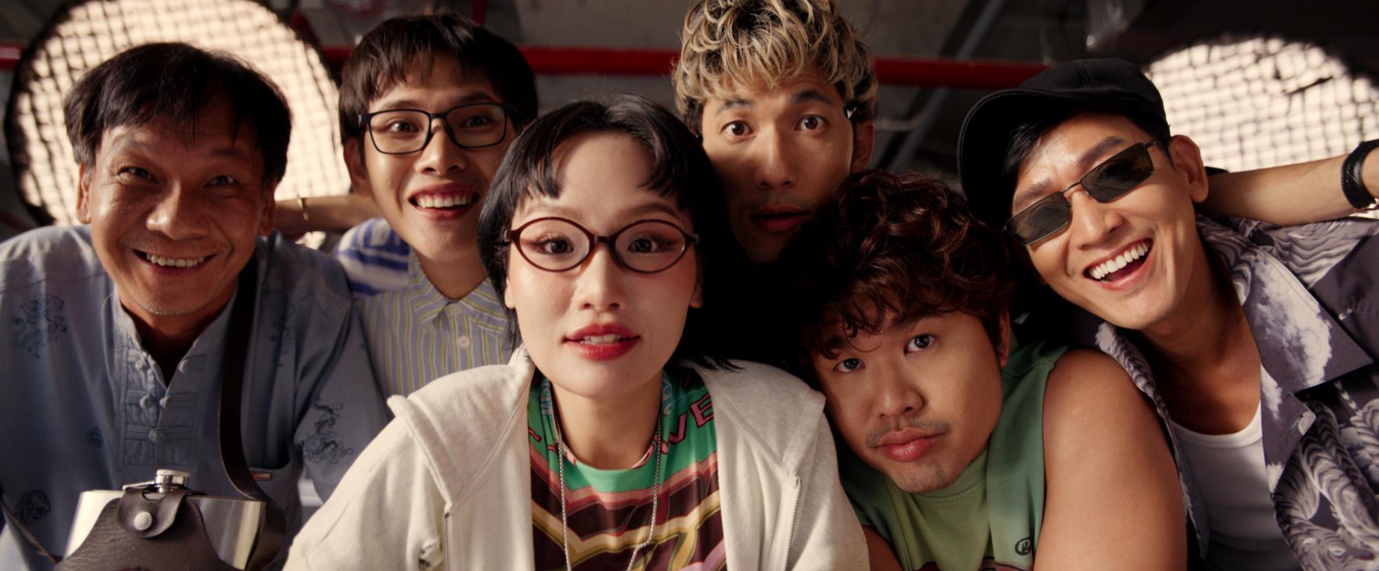 D&agrave;n sao nhiều thế hệ g&igrave; cũng d&aacute;m thoại trong &lsquo;Đại tiệc trăng m&aacute;u 8&rsquo; - Ảnh 2.