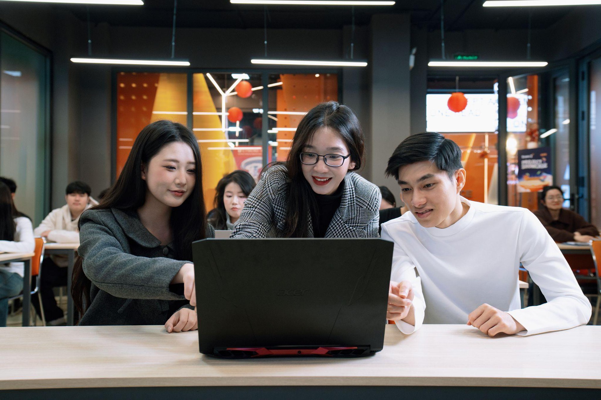 Học IT năm 2026: Biết code th&ocirc;i chưa đủ &ndash; Doanh nghiệp đang t&igrave;m kiểu sinh vi&ecirc;n n&agrave;o? - Ảnh 1.