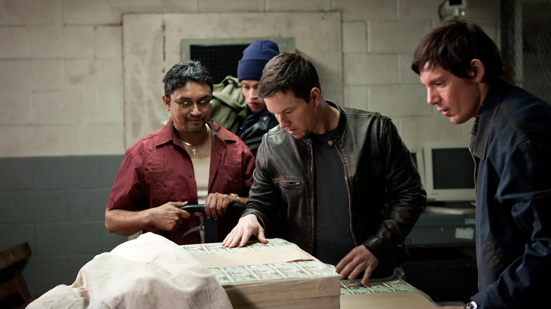 Nghỉ lễ ở nh&agrave; xem list phim n&agrave;y th&igrave; c&ograve;n g&igrave; bằng: h&agrave;nh động, giả tưởng, t&igrave;nh cảm c&oacute; đủ - Ảnh 1.