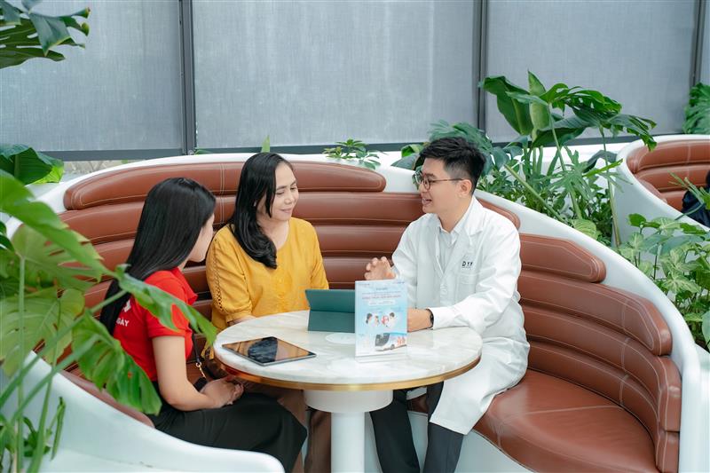 Bảo hiểm nh&acirc;n thọ Techcom Life triển khai h&agrave;nh tr&igrave;nh &ldquo;Sống trọn vẹn mỗi ng&agrave;y&rdquo; tr&ecirc;n khắp Việt Nam - Ảnh 4.