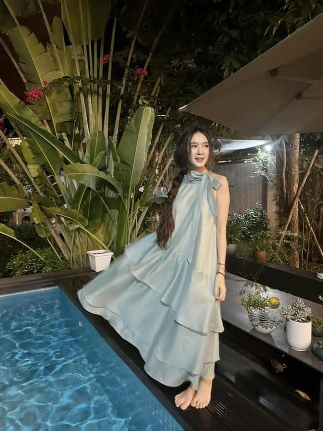 Tiểu thư H&agrave; th&agrave;nh cưới đại gia điện ảnh: Sinh 4 con đẹp như hoa, ở biệt thự triệu đ&ocirc;, sống đời c&ocirc;ng ch&uacute;a đ&iacute;ch thực- Ảnh 4.