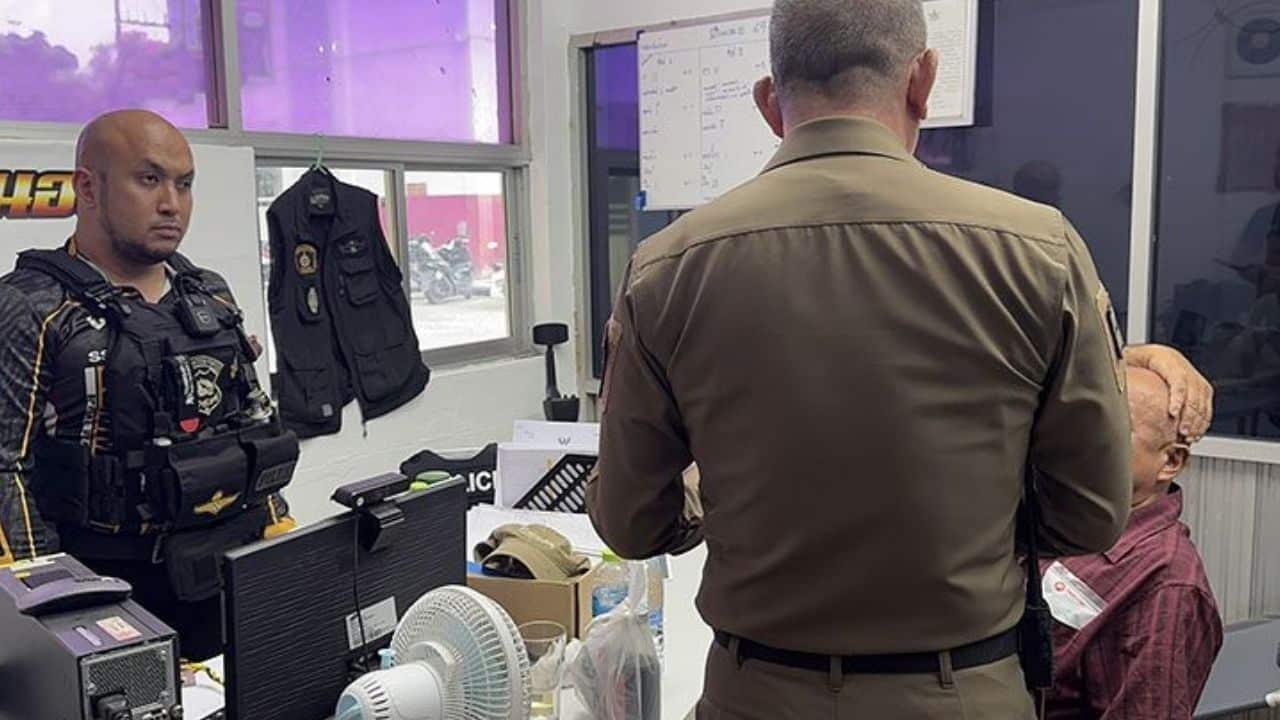 Gia đ&igrave;nh bị mất v&agrave;ng, xem camera m&agrave; kh&ocirc;ng thể tin nổi danh t&iacute;nh đồng phạm - Ảnh 3.