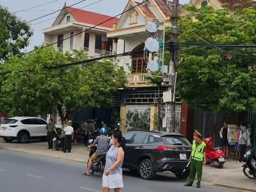 B&agrave; chủ tiệm cầm đồ nằm bất động, nghi phạm lộ diện sau 2 giờ g&acirc;y &aacute;n- Ảnh 1.