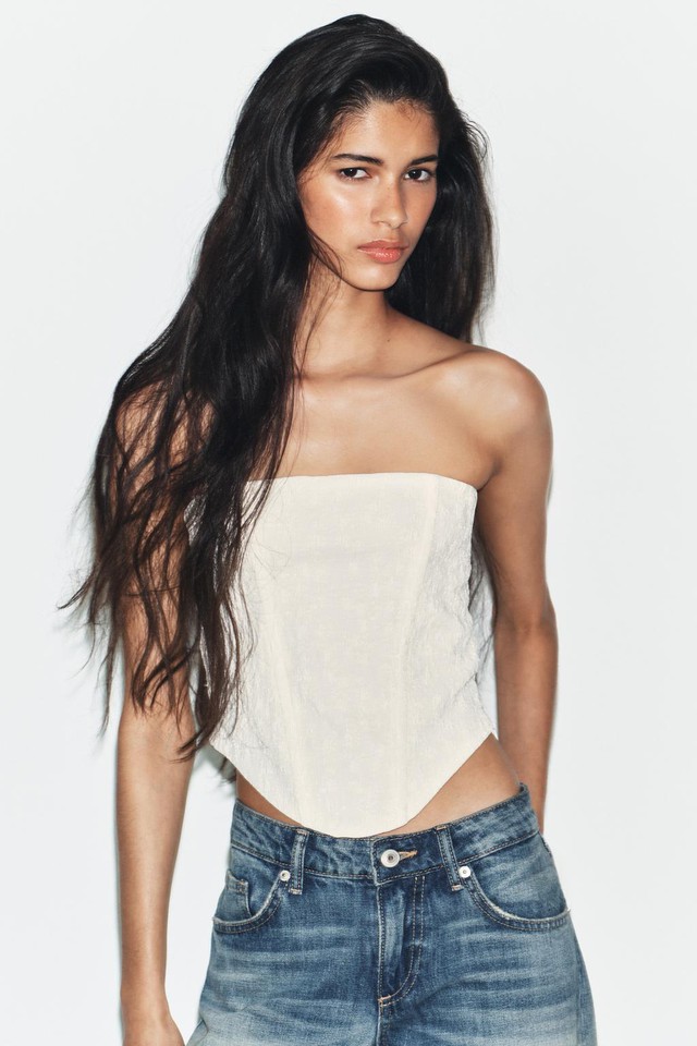 Việt Nam c&oacute; th&ecirc;m 1 nữ ch&iacute;nh ng&ocirc;n t&igrave;nh "tho&aacute;t v&ograve;ng": Gương mặt đẹp như mối t&igrave;nh đầu, mặc đơn giản m&agrave; cuốn d&atilde; man- Ảnh 16.