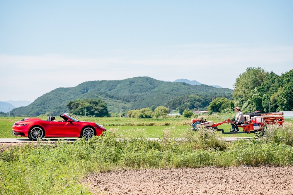 Thi&ecirc;n t&agrave;i n&agrave;o l&agrave;m phim H&agrave;n n&agrave;y chắc h&agrave;i từ trong bụng mẹ: G&aacute;i ảo tưởng gặp trai phũ ph&agrave;ng, xem cười lộn cả ruột- Ảnh 2.
